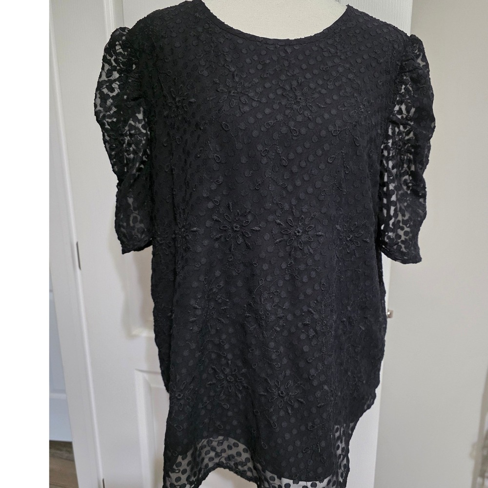 LOFT Blouse Womens L Black Swiss Dot Floral Eyelet Puff Sleeve Keyhole Back Work
